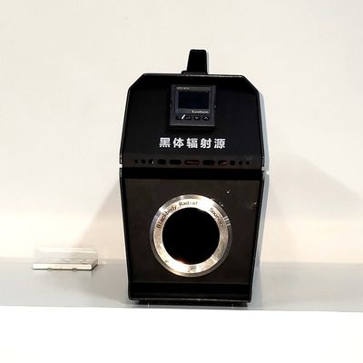 Emissividade 0,99 Fonte de radiação de corpo negro tubular para câmera de imagem térmica